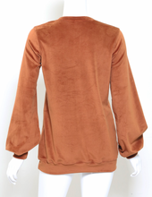 Load image into Gallery viewer, Long Sleeve Warm Up Top - Mocha Velvet