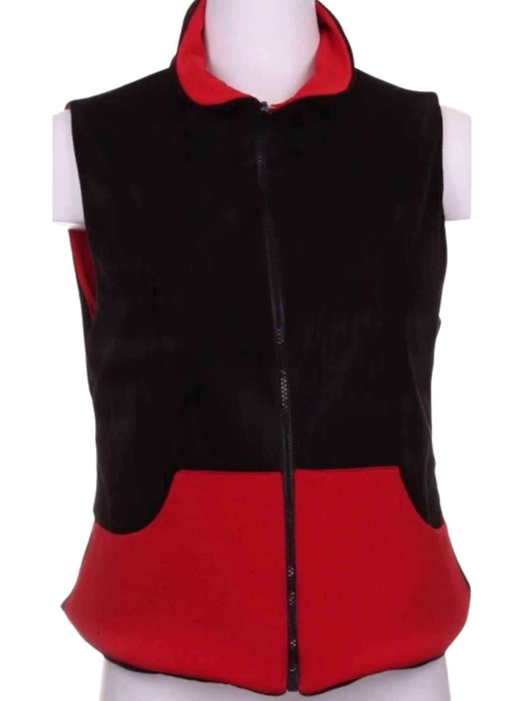 Our popular reversible vests can pair perfectly with any of our signature warm up pants! They are both soft and warm with pockets on both sides for your tennis balls.  This style is in our Black Velvet + Red design.  Machine wash cold and hang dry.